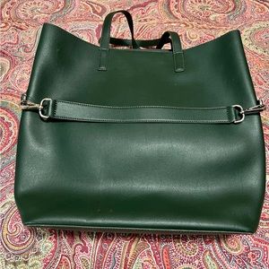 Away Green Longitude Tote Goes With Away Luggage—Fits On Carry-On. Hard to Find!